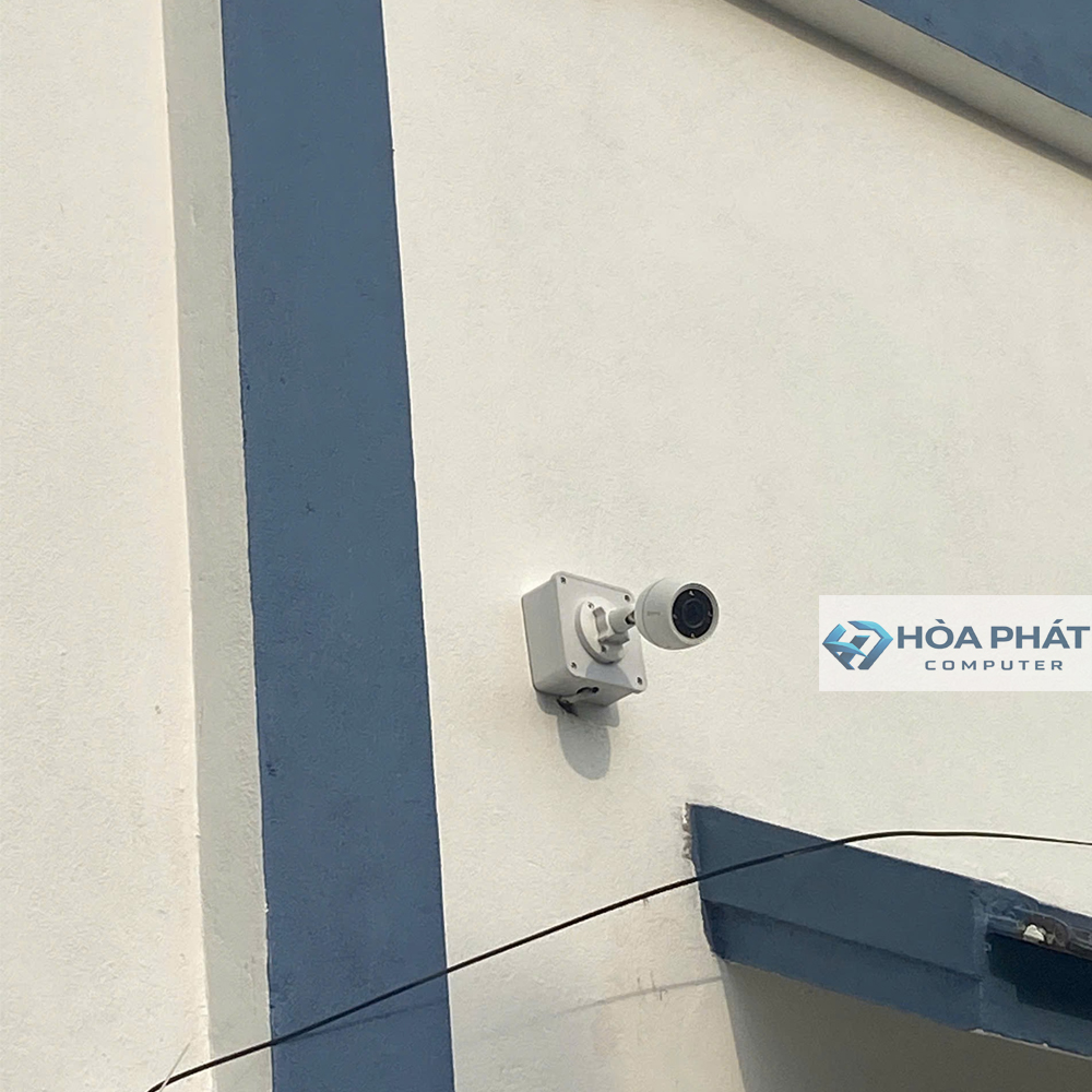 Kỹ thuật viên camera Hòa Phát